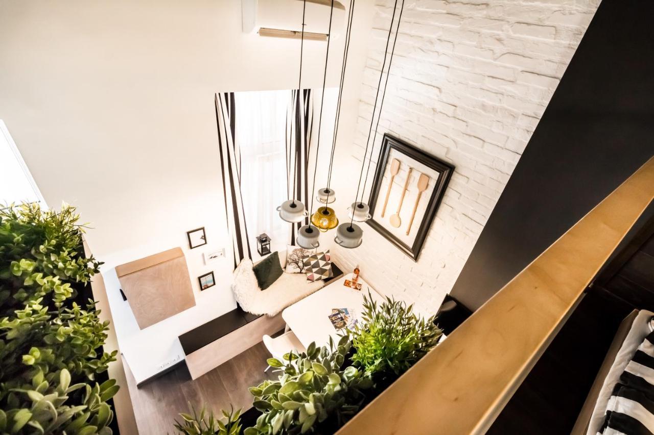 Twin Apartments — Photos 1